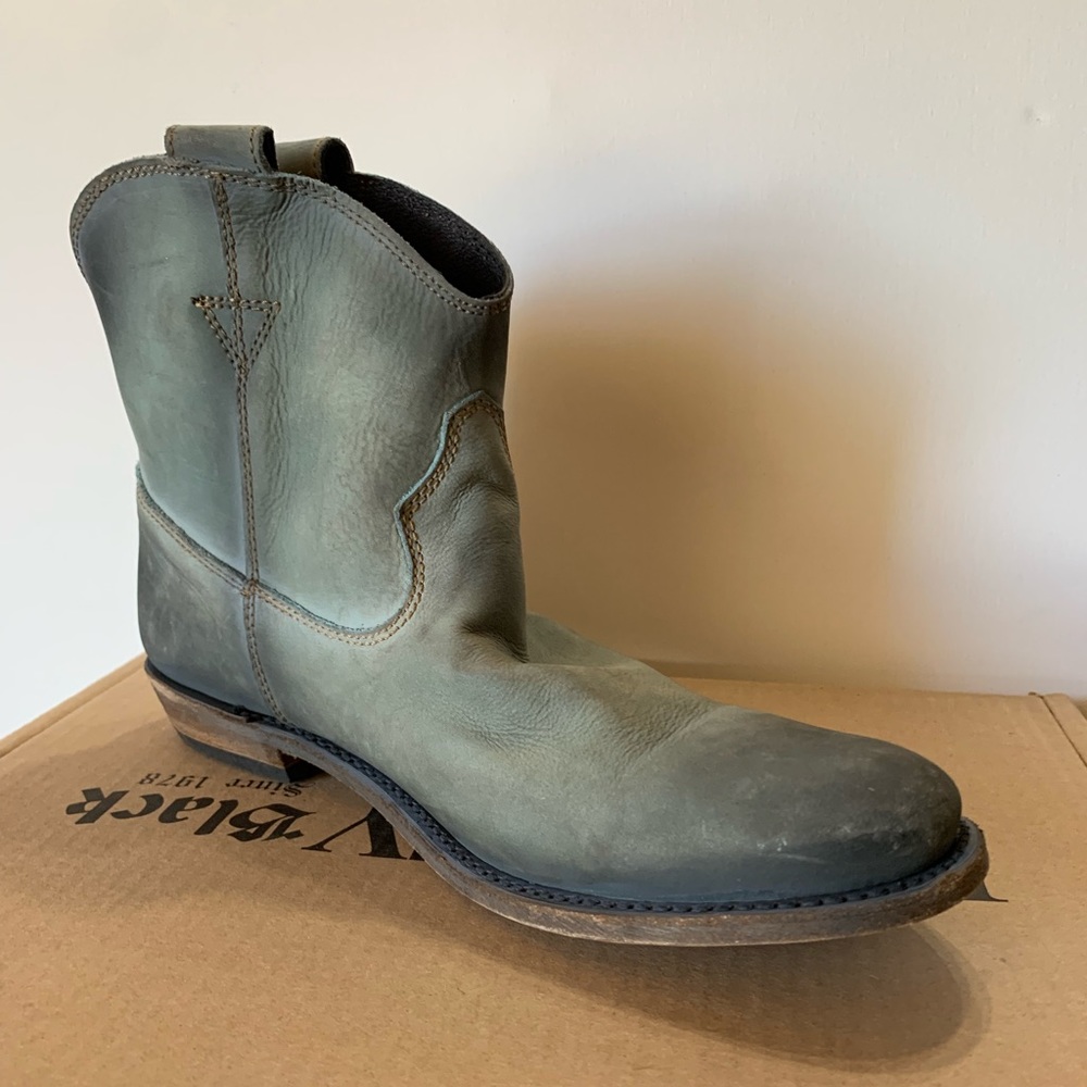 Liberty Black slate blue short shank boot